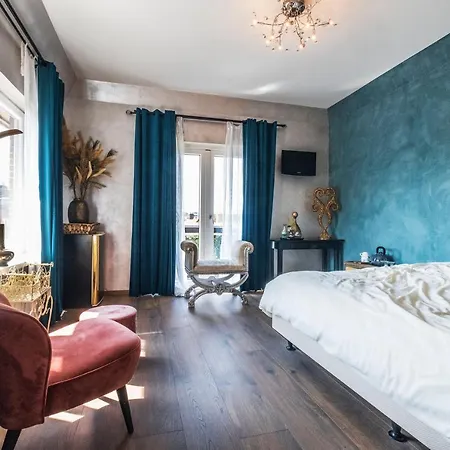 Mylos * אלקמאר